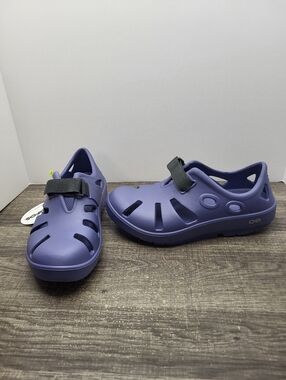Oofos Oocandoo Recovery Fisherman Water Sandals Women’s Size 7 New Water Drop